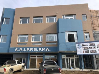 Hoy Petroleros Jer�rquicos inaugura su sede propia en R�o Gallegos