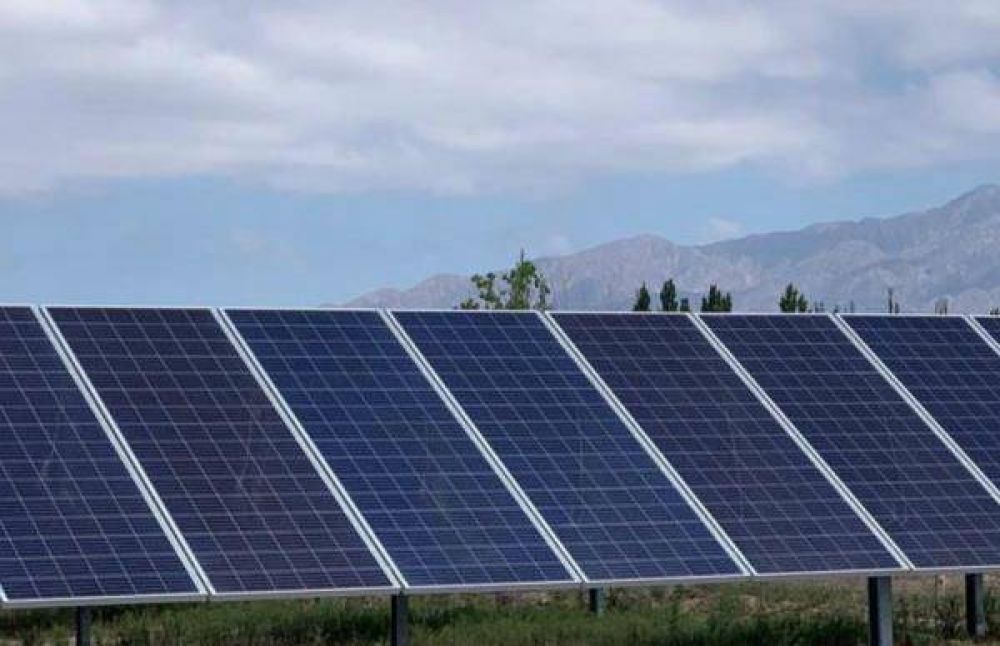 Latinoamericana de Energa iniciar la construccin de proyectos solares fotovoltaicos y elico