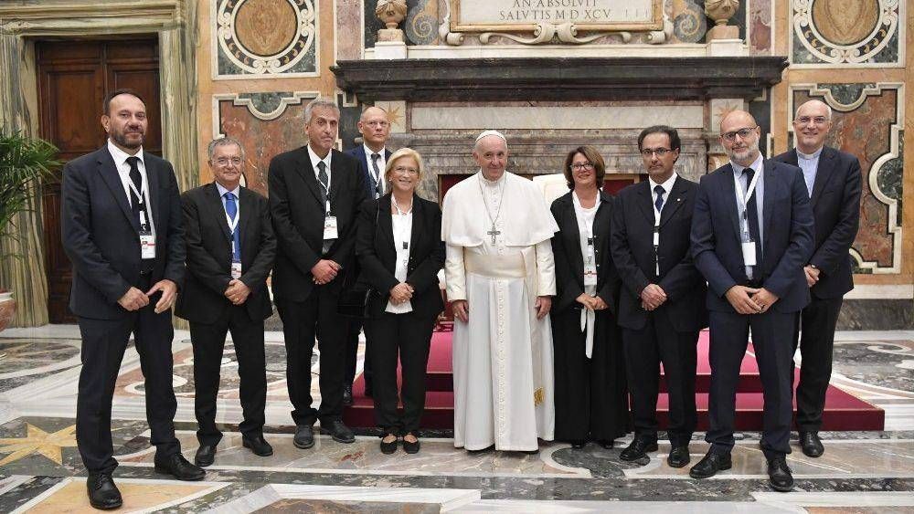 El Papa a la prensa italiana: den voz a quien no la tiene