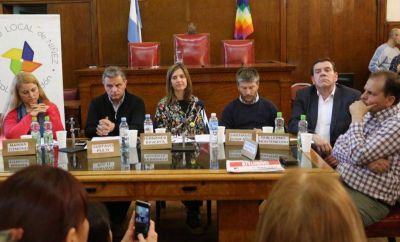 Sin Arroyo, los candidatos debatieron sobre la ni�ez y prometieron soluciones