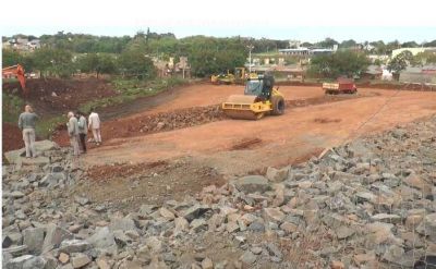 Mejoran avenidas y encaran obras de saneamiento