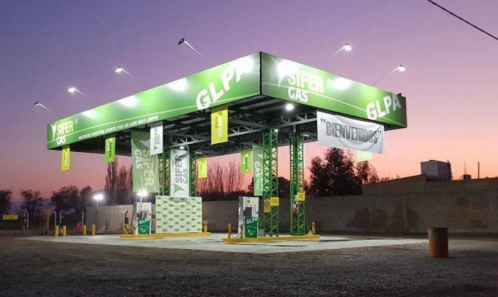 Se inaugur� la primera Estaci�n de Servicio Dual con GLPA y L�quidos del pa�s