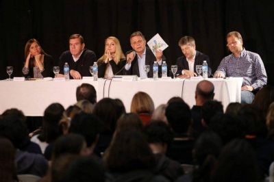 Pulti: �Vamos a convocar a gente de diferentes partidos e independientes para gestionar el proyecto marplatense�