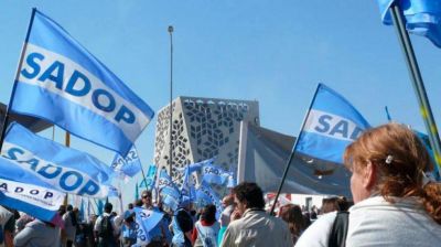 Los docentes privados cobrar�n el 
