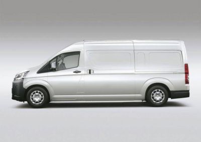 Hiace, el primer furg�n de Toyota en Argentina: m�s seguridad y mayor carga