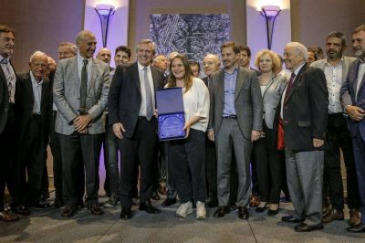 Alberto Fern�ndez reforzar� el mensaje federal y el v�nculo con el sector empresario