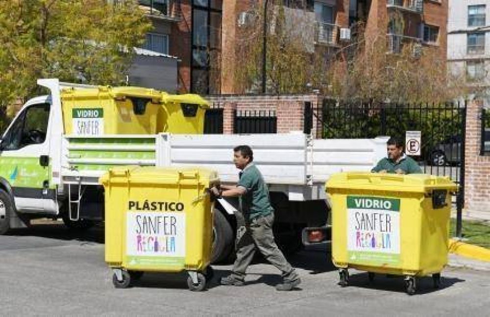 El Programa Sanfer Recicla se extiende al barrio Parque de la Reconquista  
