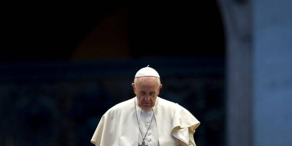 Papa Francisco: El papa est muy asediado