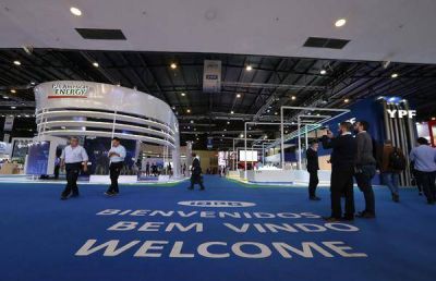 Con r�cord de asistencia finaliz� la AOG 2019, el mayor encuentro de la industria del petr�leo y del gas en la regi�n