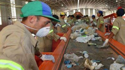 Recuperadores de residuos defienden el trabajo digno a trav�s del cooperativismo
