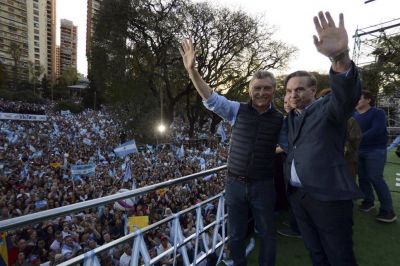 Clase media, empleo y pymes, los ejes del plan de gobierno de Macri