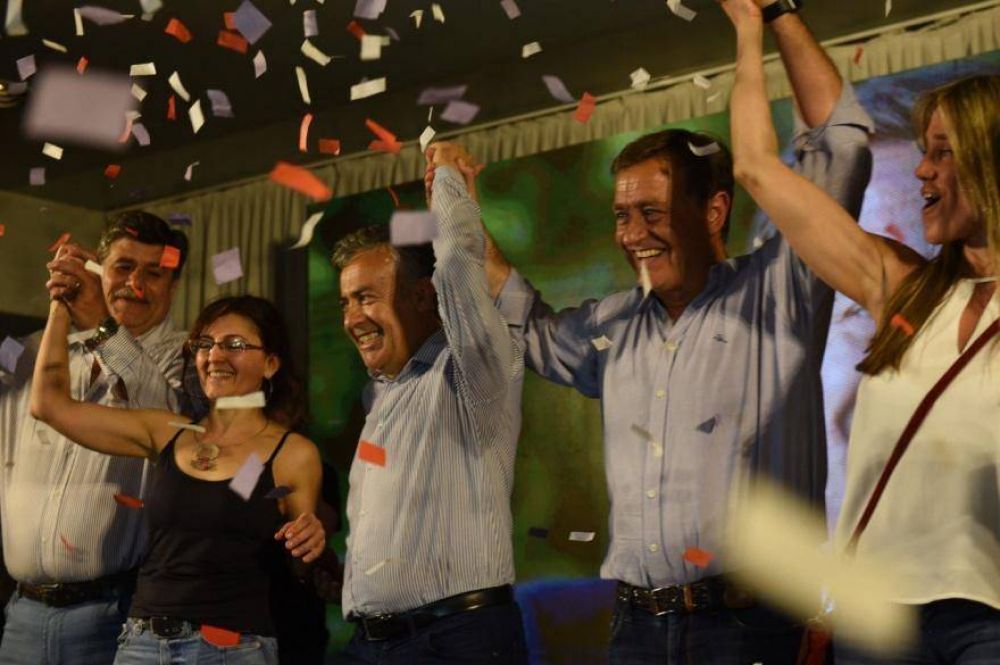 Rodolfo Surez: En Mendoza no nos gusta el populismo, dijo al ganar con una diferencia contundente