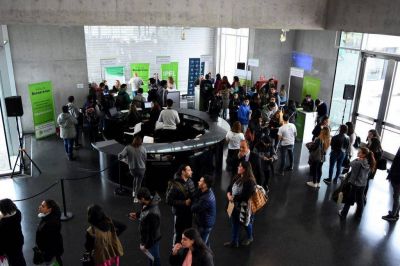 La Feria de Empleo ser� online: este martes abre la inscripci�n y habr� 1000 puestos de trabajo