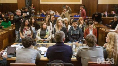 Candidatos a intendente debatieron la problem�tica de la trata