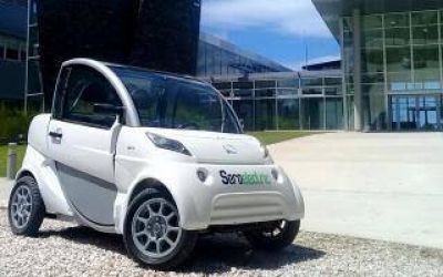 Ya se vende el primer auto argentino eléctrico hecho en Morón