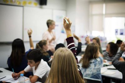 Escuelas primarias porte�as, 100% jornada extendida