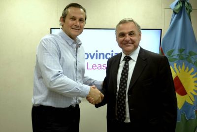 Intendente de Dolores firm� convenio con el presidente de Provincia Leasing
