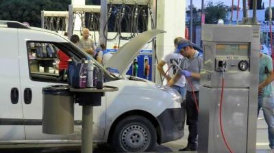 Se frena la conversi�n de veh�culos a GNC