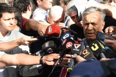 Marcos Pe�a se acerc� al radicalismo para debatir el futuro pol�tico de Juntos por el Cambio