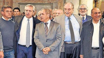 Los gremios apuran las paritarias, ya que avizoran un 'freezer' desde marzo