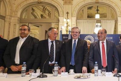 Empresarios y gremialistas ya pulen un acuerdo productivo