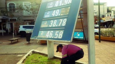 Estacioneros consideran que el Gobierno debiera autorizar otro aumento de precios a los combustibles