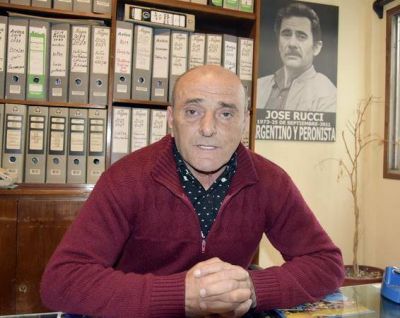 Choferes de UTA al l�mite: balean a colectivero, siguen de paro en El R�pido y se les vino abajo el salario