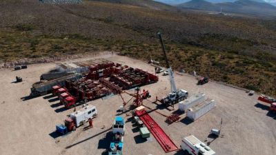 YPF quiere autorización para hacer fracking en el sector mendocino de Vaca Muerta
