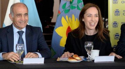 Protegido por Vidal, Salvador busca bajar el fuego amigo