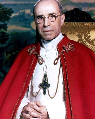 Papa Pio XII: aniversario de su muerte, el Mural de la Catedral y �Casas de Vida�