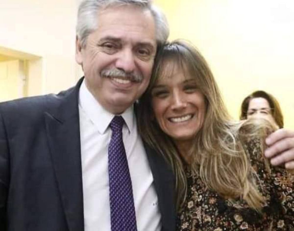 Malena Galmarini recibi la visita de Alberto Fernndez mientras se recupera de su operacin