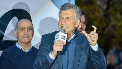 Los gobernadores presionan sobre Macri, pero el reclamo por los fondos tambi�n pone en alerta a Alberto Fern�ndez