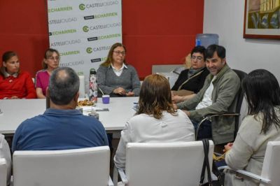 Intendente Echarren: �La educaci�n es fundamental para cambiar la matriz de un pa�s�