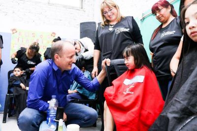 El Programa Peluquer�a Solidaria recorrer� las instituciones barriales