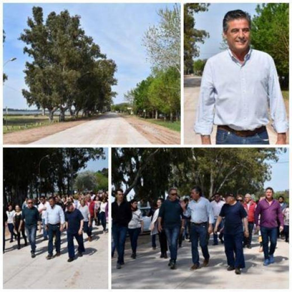 El intendente junto a autoridades y vecinos, recorrieron el nuevo asfalto de la laguna