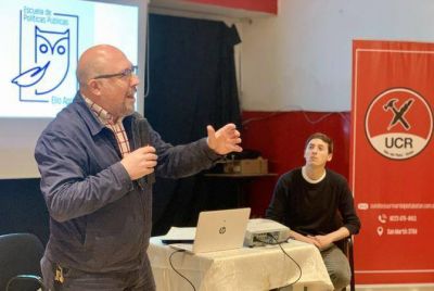 Fabio Quetglas disert� sobre innovaci�n en las ciudades en el Comit� de la UCR