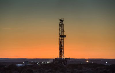 Neuqu�n y Mendoza buscan agilizar proyectos para atraer inversi�n petrolera