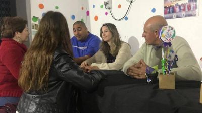 La senadora Flavia Delmonte colabor� con la Fiesta de la Corvina Negra