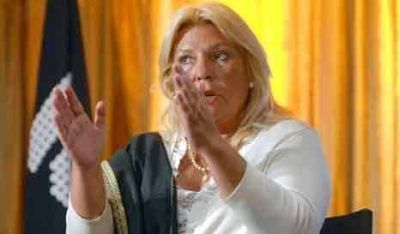 Carri�: "Kirchner quiere la hondurizaci�n de la Argentina"