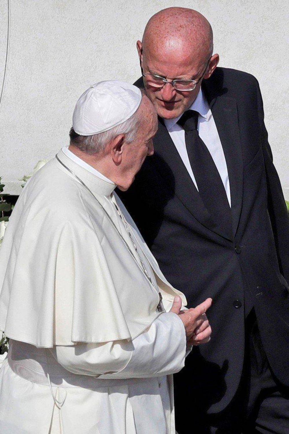 Escndalo en el Vaticano: echan al ngel guardin del papa Francisco