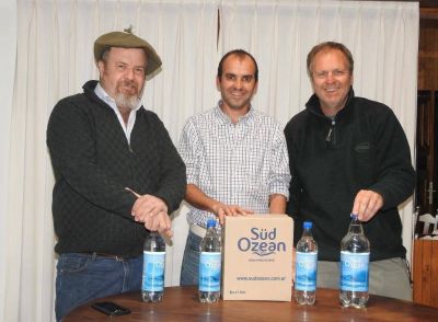 El agua de mar de Claromec�, ya es un producto para la venta