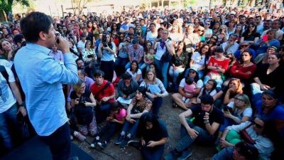 Con el 80% de su deuda en moneda dura y sin liquidez, la provincia de Buenos Aires est� en una situaci�n cada vez m�s dif�cil