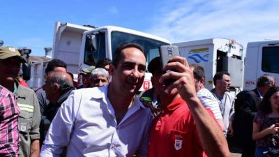 Tagliaferro se peroniza y se sube al 17 de octubre con un bono para municipales