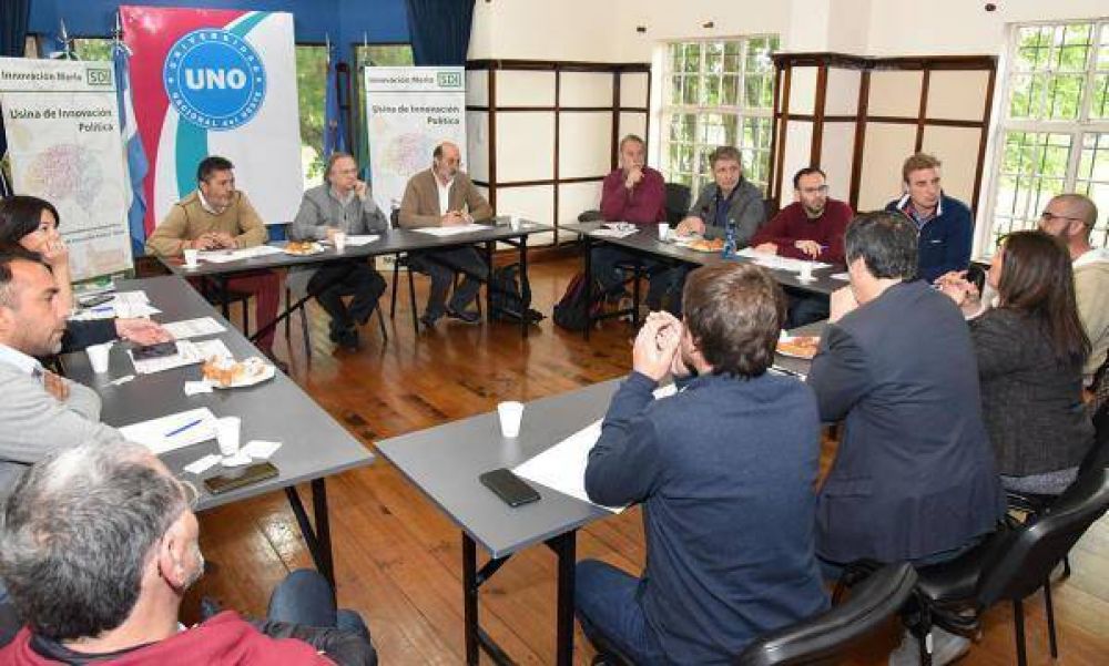 Los municipios de zona oeste se unen para crecer