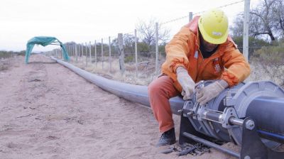 Ya est� al 80% la obra que llevar� agua potable a 600 personas de Marayes