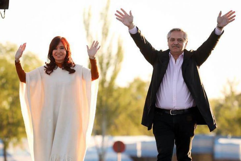 Alberto Fernndez y CFK en el Da de la Lealtad: 