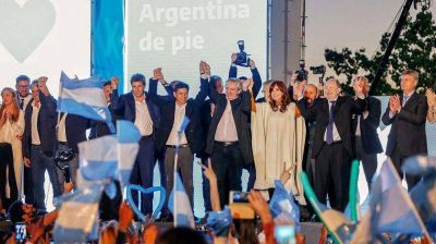 Alberto se prepara para una transici�n con un duro diagn�stico y m�s reproches al Presidente