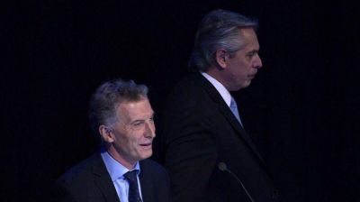 La pelea entre Macri y Alberto: discutieron fuera de cámara y al final hubo un saludo frío