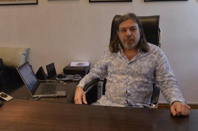 Daniel Ricci de FEDUN: �Estamos orgullosos de Alberto Fern�ndez, quien se siente parte de la universidad p�blica y adem�s est� afiliado a nuestro sindicato�