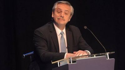 Alberto Fern�ndez ya piensa en la transici�n: quiere que el gobierno controle el d�lar pero tambi�n las reservas